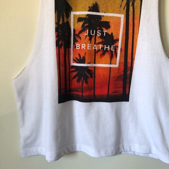 💜 3/$15 Forever 21 cropped muscle tee - size small - Picture 2 of 12